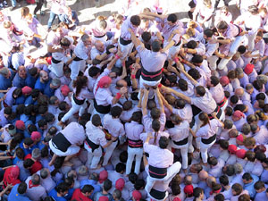 Fires 2016. La Diada Castellera a la plaça del Vi, amb els Marrecs de Salt, els Capgrossos de Mataró i els Minyons de Terrassa
