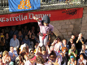 Fires 2016. La Diada Castellera a la plaça del Vi, amb els Marrecs de Salt, els Capgrossos de Mataró i els Minyons de Terrassa