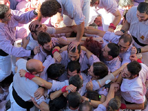 Fires 2016. La Diada Castellera a la plaça del Vi, amb els Marrecs de Salt, els Capgrossos de Mataró i els Minyons de Terrassa