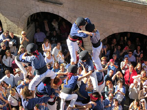 Fires 2016. La Diada Castellera a la plaça del Vi, amb els Marrecs de Salt, els Capgrossos de Mataró i els Minyons de Terrassa
