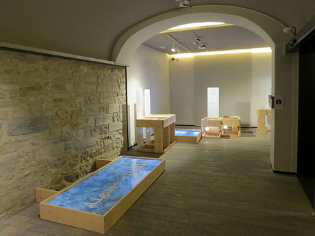Exposici&oacute; Aig&uuml;es rituals. Una hist&ograve;ria dels banys jueus de Girona, al Museu d'Hist&ograve;ria dels Jueus de Girona