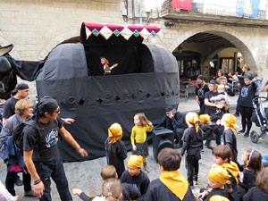 Fires 2016. Passejada de la Mula Baba i teatre de titelles a la Rambla de la Llibertat