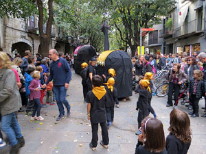 Fires 2016. Passejada de la Mula Baba i teatre de titelles a la Rambla de la Llibertat