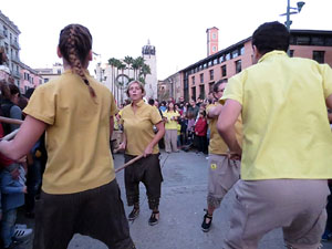 Fires 2016. El pregó. Cercavila amb gegants, capgrossos i mules