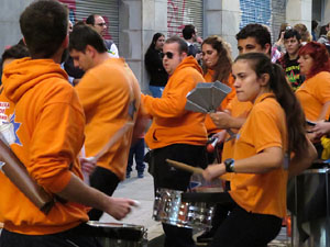Fires 2016. El pregó. Cercavila amb gegants, capgrossos i mules