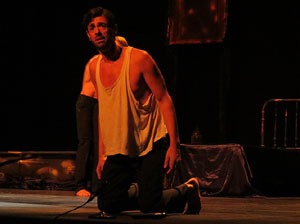 FITAG 2016. Espectacle inaugural. Revolution, de la Cia. I per qu&egrave; no?, de Llan&ccedil;&agrave;