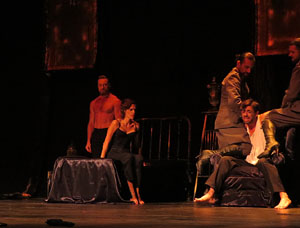 FITAG 2016. Espectacle inaugural. Revolution, de la Cia. I per qu&egrave; no?, de Llan&ccedil;&agrave;