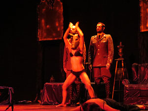 FITAG 2016. Espectacle inaugural. Revolution, de la Cia. I per qu&egrave; no?, de Llan&ccedil;&agrave;