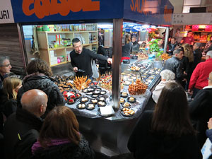 Girona10 2017. Tastets gastron&ograve;mics al Mercat del Lle&oacute; de Girona