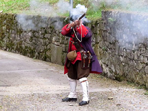 Girona resisteix! Jornades de recreació històrica de la Guerra de Successió. Combat al portal de Sant Cristòfol