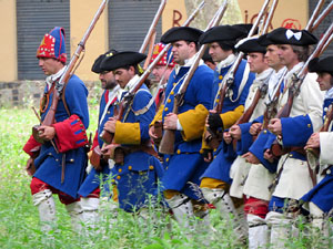 Girona resisteix! Jornades de recreació històrica de la Guerra de Successió. La desfilada