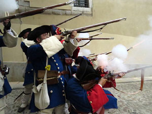 Girona resisteix! Jornades de recreació històrica de la Guerra de Successió. Combat a la plaça dels Lledoners