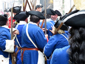 Girona resisteix! Jornades de recreació històrica de la Guerra de Successió. Combat a la plaça dels Lledoners