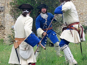 Girona resisteix! Jornades de recreació històrica de la Guerra de Successió. Castell de Montjuïc. Combat al pati d'armes