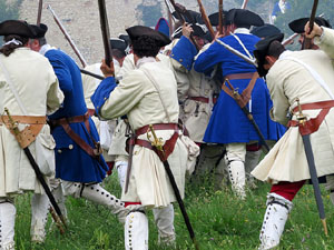 Girona resisteix! Jornades de recreació històrica de la Guerra de Successió. Castell de Montjuïc. Combat al pati d'armes