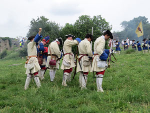 Girona resisteix! Jornades de recreació històrica de la Guerra de Successió. Castell de Montjuïc. Combat al pati d'armes