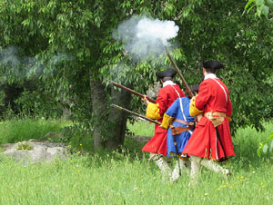 Girona resisteix! Jornades de recreació històrica de la Guerra de Successió. Castell de Montjuïc. Assalt de les portes del castell