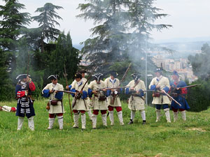 Girona resisteix! Jornades de recreació històrica de la Guerra de Successió. Castell de Montjuïc. Assalt de les portes del castell