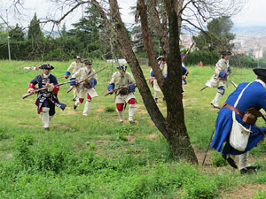 Girona resisteix! Jornades de recreació històrica de la Guerra de Successió. Castell de Montjuïc. Assalt de les portes del castell