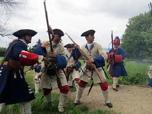 Girona resisteix! Jornades de recreació històrica de la Guerra de Successió. Castell de Montjuïc. Assalt de les portes del castell