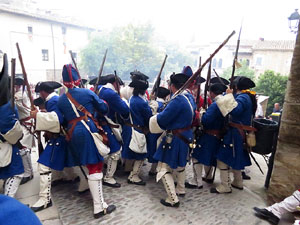 Girona resisteix! Jornades de recreació històrica de la Guerra de Successió. Combat al carrer de Pere de Rocaberti