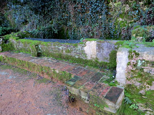 L'itinerari del Galligants. Cam&iacute; verd que connecta la pla&ccedil;a dels Jurats del Barri Vell amb la font del Bisbe 