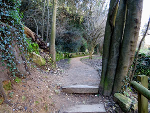 L'itinerari del Galligants. Cam&iacute; verd que connecta la pla&ccedil;a dels Jurats del Barri Vell amb la font del Bisbe 