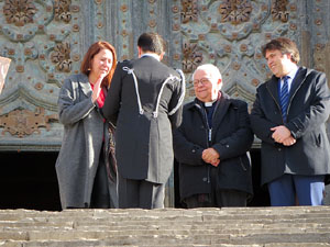 Nadal 2016. R&egrave;cord Guiness de pujada d'escales en equilibri a la Catedral