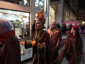 Nadal 2016. Cercavila de L'Esperit de Nadal amb motiu de la inauguraci&oacute; de la XVI Biennal del Pessebre Catal&agrave;