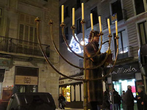 Nadal 2016. Encesa de les llums de Hanukk&agrave; a la pla&ccedil;a del Vi