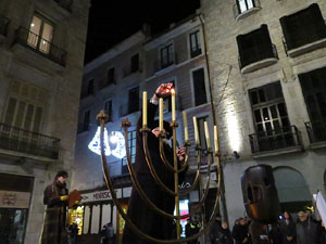 Nadal 2016. Encesa de les llums de Hanukk&agrave; a la pla&ccedil;a del Vi