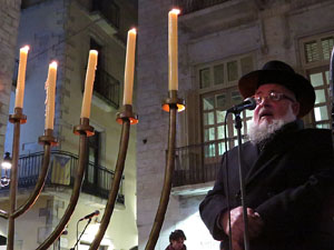Nadal 2016. Encesa de les llums de Hanukk&agrave; a la pla&ccedil;a del Vi