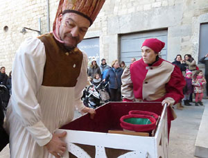 La Cavalcada de Reis 2017. La precavalcada des de la Merc&egrave; pels carrers de Girona