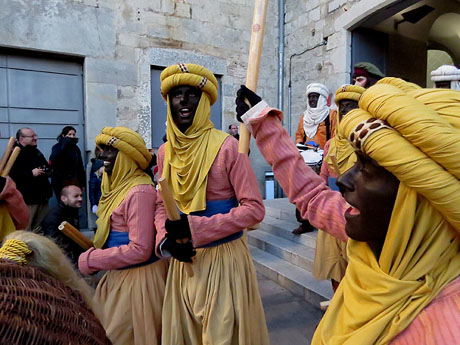 La Cavalcada de Reis 2017. La precavalcada des de la Merc&egrave; pels carrers de Girona
