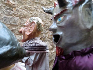 Festival Und&agrave;rius 2016. Cercavila amb els gegants de Santa Eug&egrave;nia de Ter