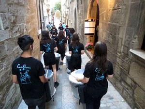 Festival Und&agrave;rius 2016. Cercavila amb els gegants de Santa Eug&egrave;nia de Ter