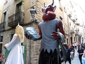 Festival Und&agrave;rius 2016. Cercavila amb els gegants de Santa Eug&egrave;nia de Ter