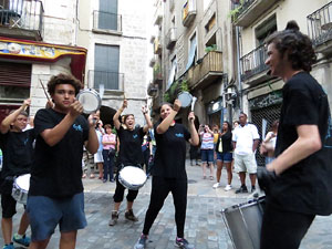 Festival Und&agrave;rius 2016. Cercavila amb els gegants de Santa Eug&egrave;nia de Ter