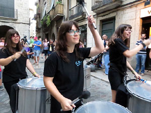 Festival Und&agrave;rius 2016. Cercavila amb els gegants de Santa Eug&egrave;nia de Ter