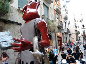 Festival Und&agrave;rius 2016. Cercavila amb els gegants de Santa Eug&egrave;nia de Ter
