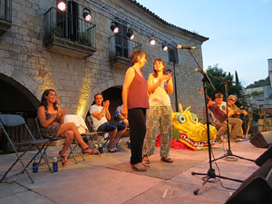 Festival Und&agrave;rius 2016. Activitats a la pla&ccedil;a dels Jurats