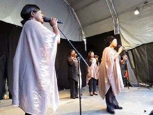 Festival A Capella 2017. Actuaci&oacute; del grup Black Voices a la pla&ccedil;a de la Independ&egrave;ncia