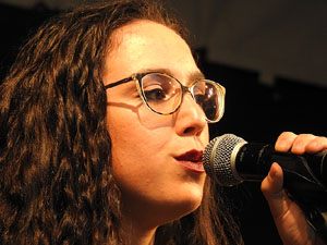 Festival A Capella 2017. Actuaci&oacute; del grup Kundala a la pla&ccedil;a de la Independ&egrave;ncia