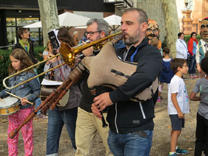 Festa del barri de la Devesa-Güell 2017. Els nous capgrossos, el Jardiner i la Farinera
