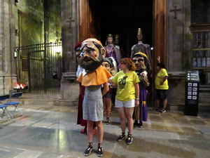Corpus 2017. Assaig del ball de l'&Agrave;liga a la nau de la Catedral de Santa Maria