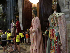 Corpus 2017. Assaig del ball de l'&Agrave;liga a la nau de la Catedral de Santa Maria