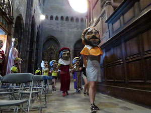 Corpus 2017. Assaig del ball de l'&Agrave;liga a la nau de la Catedral de Santa Maria