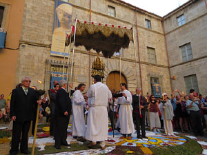 Corpus 2017 a Girona. La process&oacute; des de la Catedral a la bas&iacute;lica de Sant Feliu de Girona