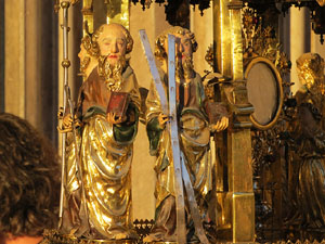 Corpus 2017. Entrada a l'esgl&eacute;sia de Sant Feliu