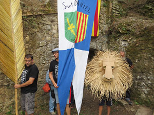 Festa Major de Sant Daniel 2017 - La font d'en Pericot. Explicaci&oacute; de la llegenda i ballada de la sardana